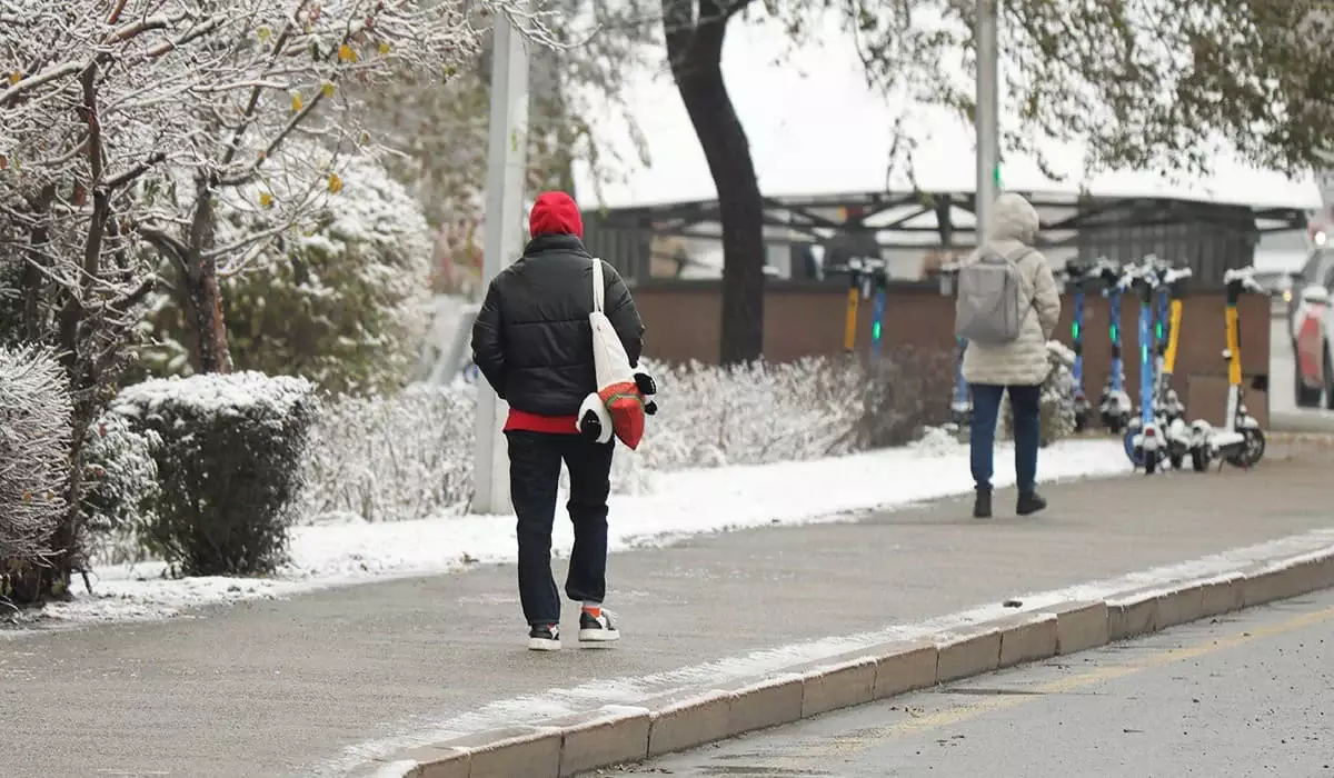 Циклон принесет снегопады и метели: прогноз погоды в Казахстане на 13-15 ноября