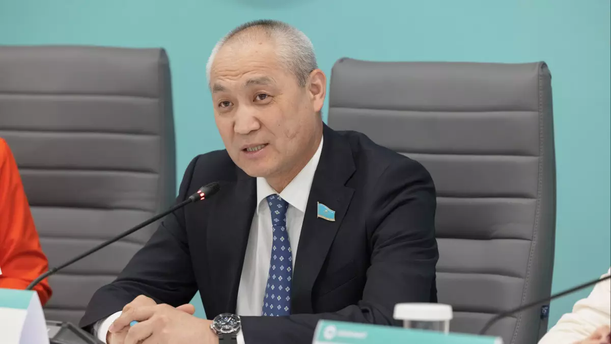 Біз түгілі Американың өзі ЛГБТ, трансгендерді қоғамға жат деп таныды - Жаңбыршин