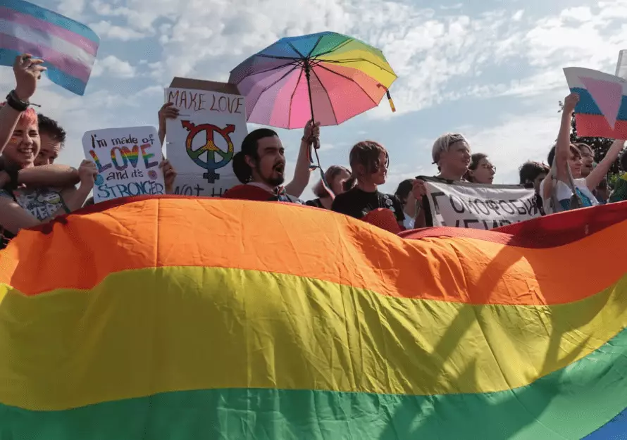 Депутат Шаталов заявил о недопустимости давления на парламент из-за закона о запрете ЛГБТ-пропаганды