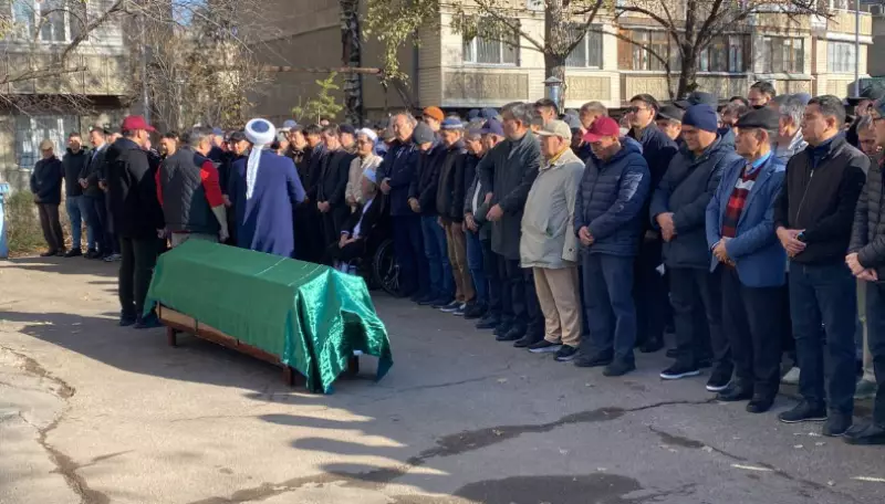 В Алматы простились с журналистом Галымом Доскеном