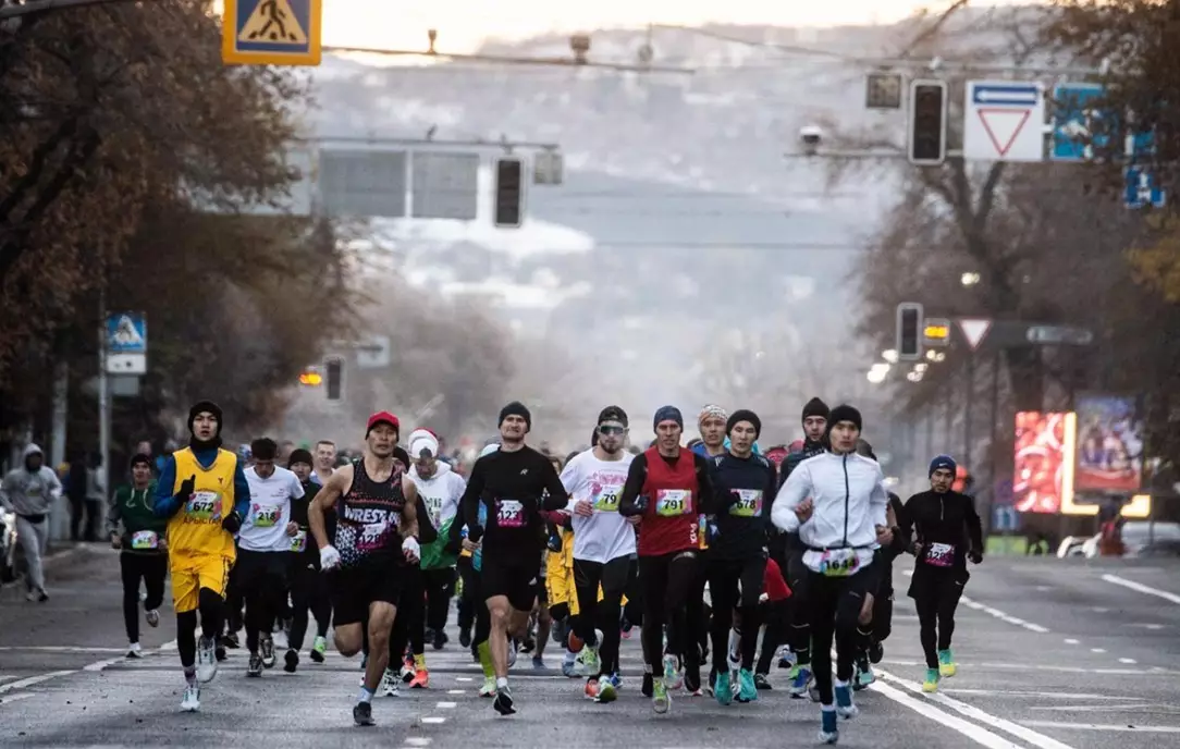 Часть улиц перекроют для спортивного забега Алматы