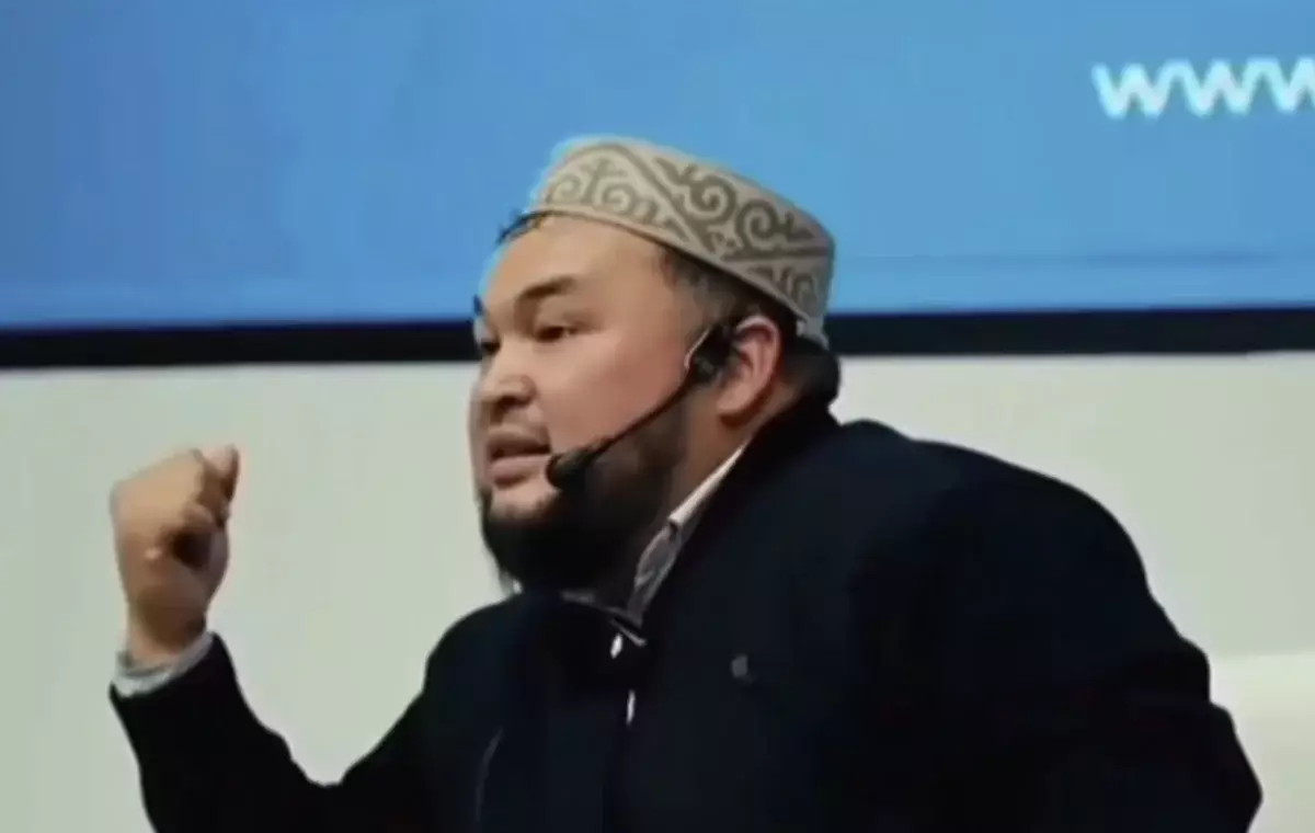 «Педофилия доказывает существование Аллаха»: исламский преподаватель шокировал казахстанцев