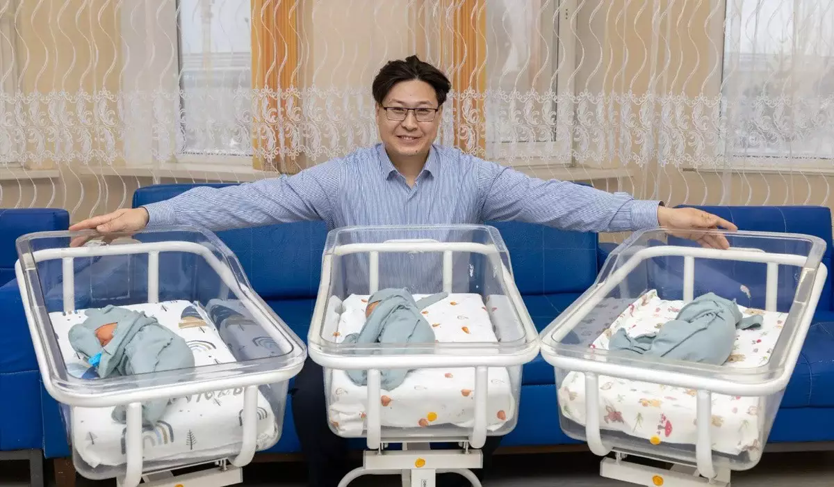 Жігер, Назар, Қадыр: Астанадағы геологтың отбасында үшем дүниеге келді