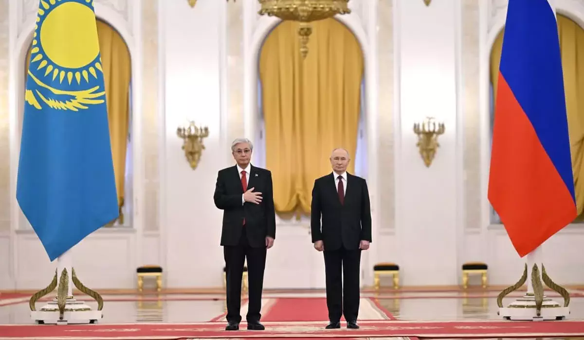 Церемония встречи президента Казахстана состоялась в Кремле: фото и видео