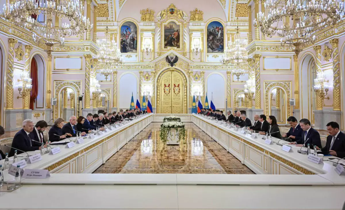 Қазақстан мен Ресей – өзара сенімді, стратегиялық серіктестер әрі одақтастар - Қасым-Жомарт Тоқаев