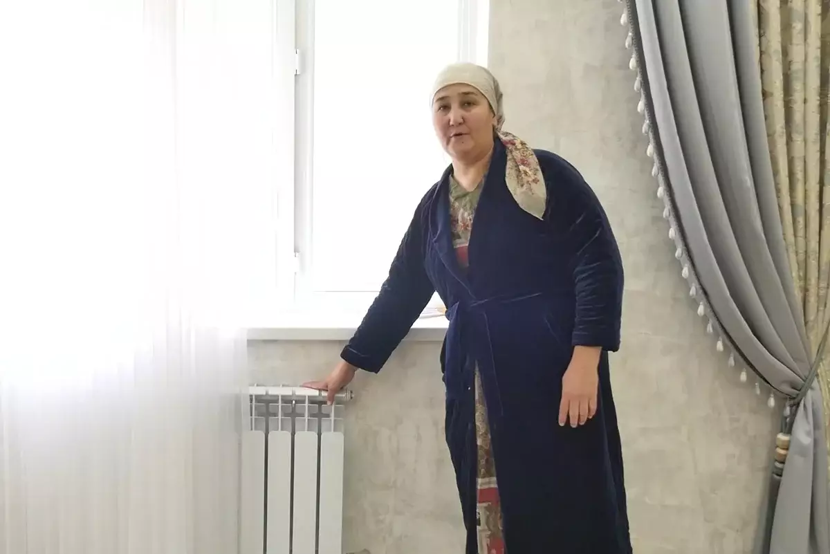 Без тепла и газа: в Актау жители микрорайона вынуждены жить в промёрзших квартирах