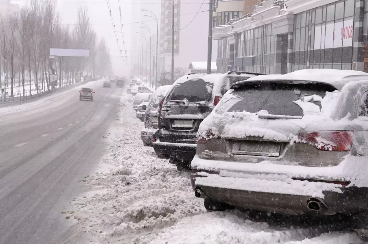 Новый закон: какие автомобили больше не смогут передвигаться по Казахстану