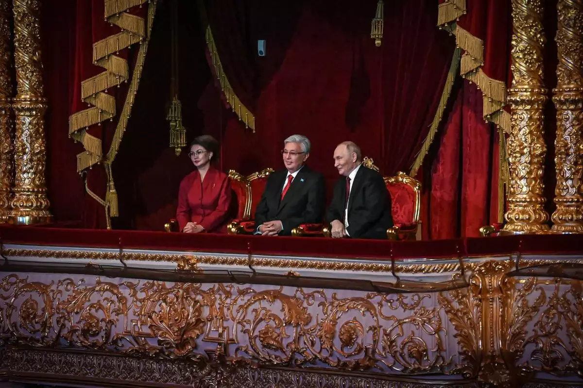 Президенты Казахстана и России посетили гала-концерт (ФОТО, ВИДЕО)