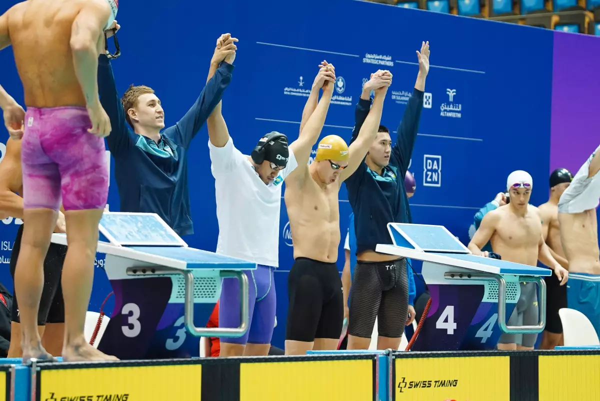 Мужская сборная Казахстана по плаванию серебряный призёр Исламских игр в Эр-Рияде