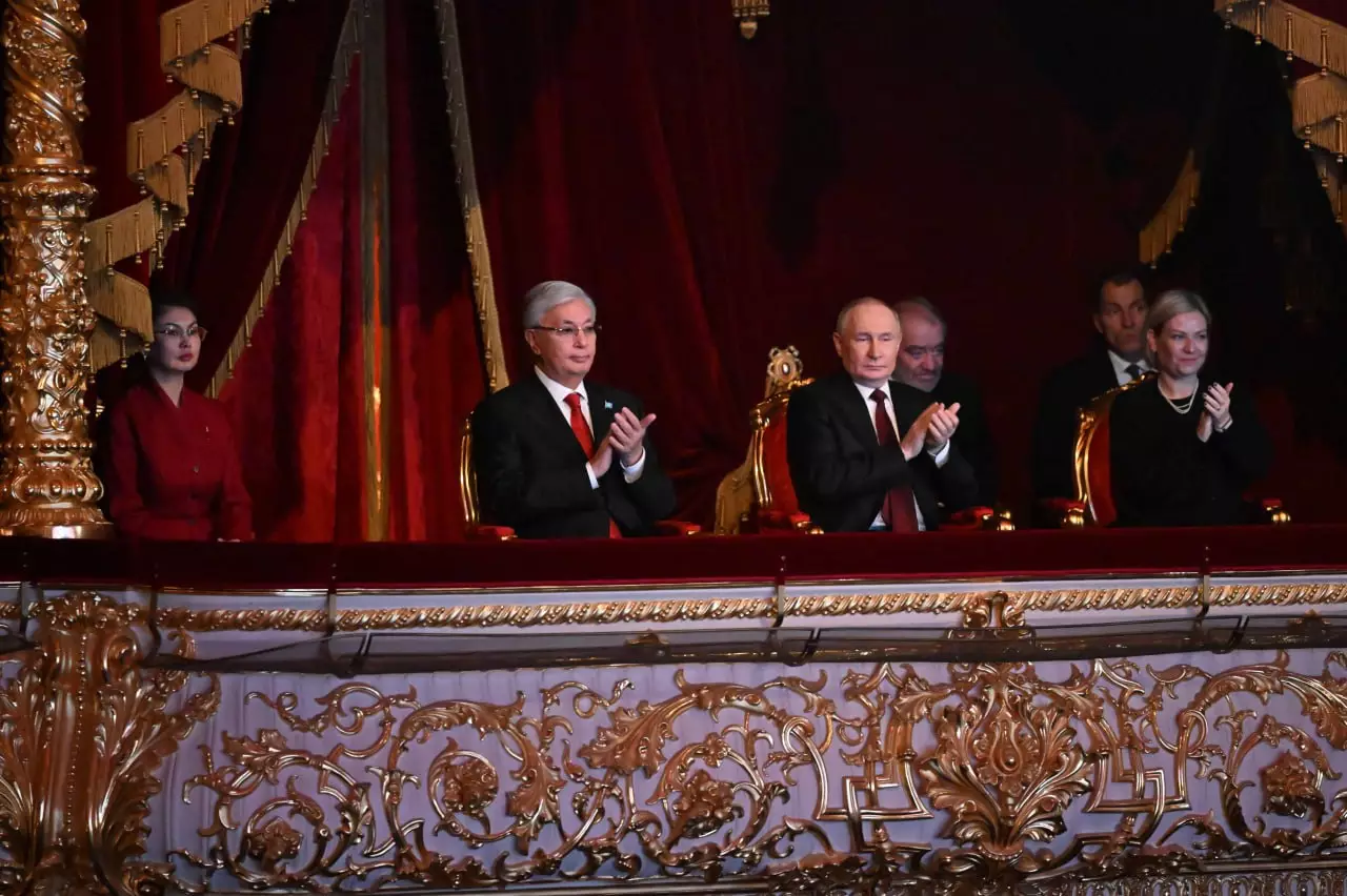 Қазақстан мен Ресей президенттері гала-концертті тамашалады