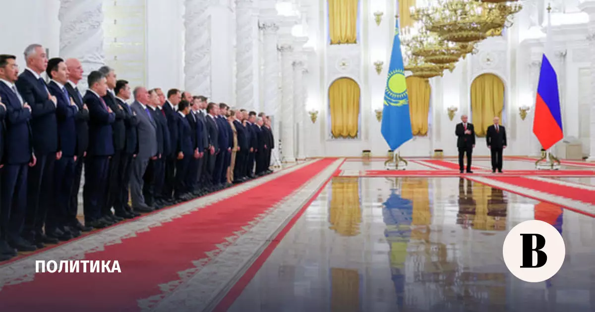 Токаев пригласил Путина в Казахстан в следующем году.