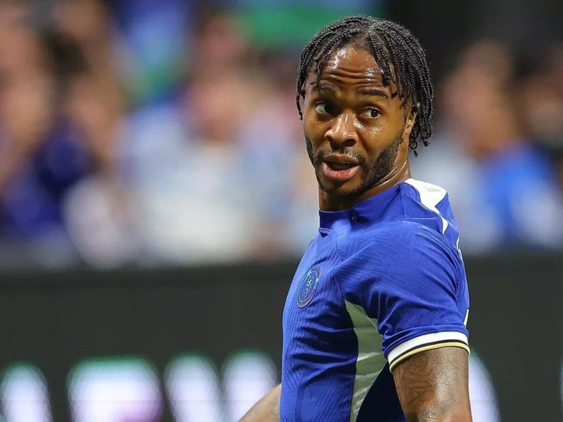 Неизвестные в масках напали на дом Рахима Стерлинга