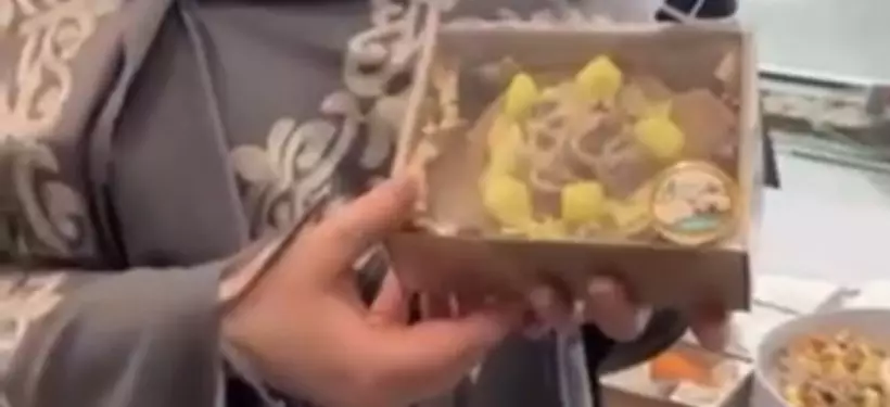 Рукодельница из Семея покоряет выставку в Астане уникальным мылом