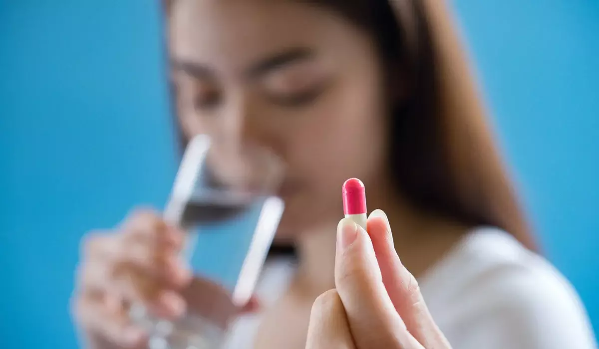 Қазақстанда арықтататын қауіпті дәрілер еркін сатыла ма - денсаулық министрлігі ВВС-дің зерттеуіне жауап берді