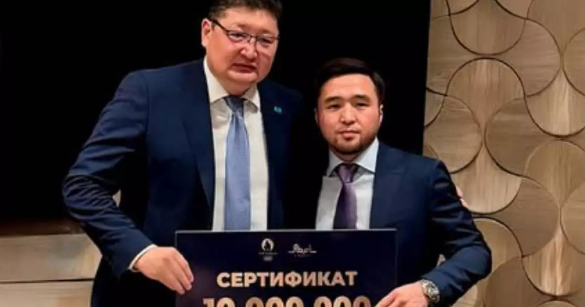  Абай облысының әкімі Олимпиада чемпионы Елдос Сметовке 10 млн теңге сыйақы берді 