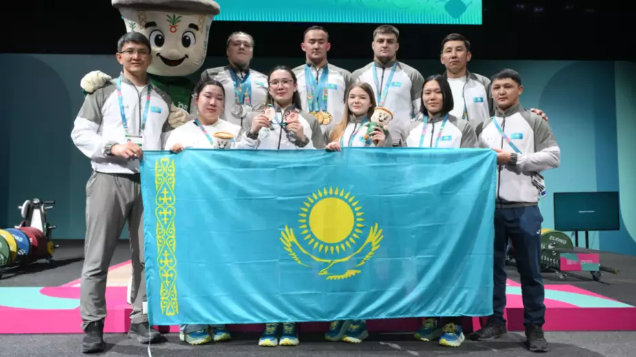 Какое место занимает Казахстан в медальном зачете Исламиады-2025 после 5-го дня