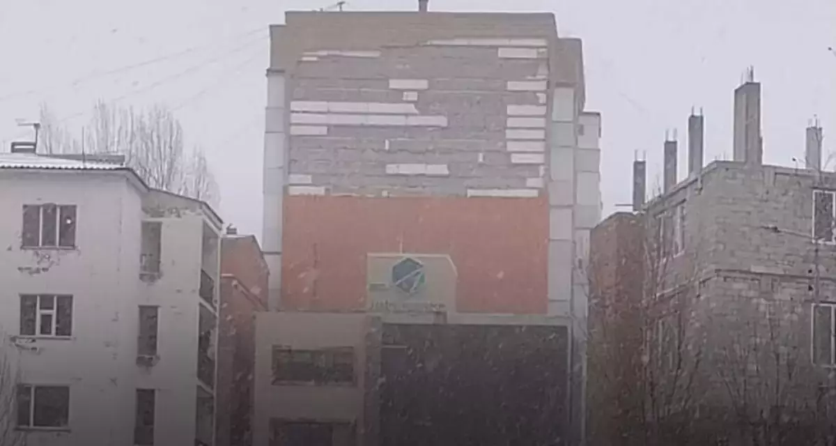 Опырылған фасад: ІІМ әзірге ешкімді күдікті деп танымай отыр