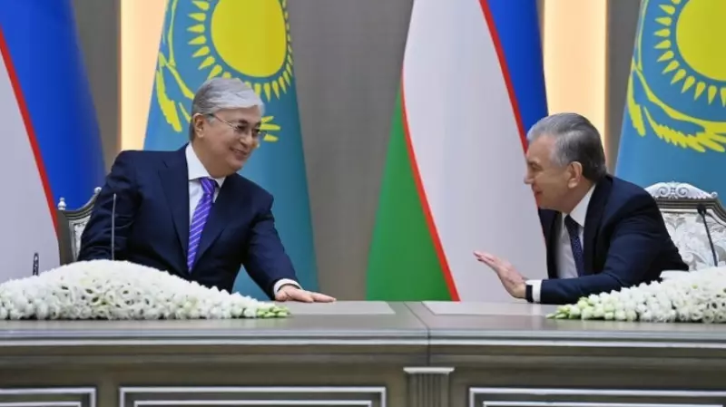 Токаев посетит Узбекистан с государственным визитом