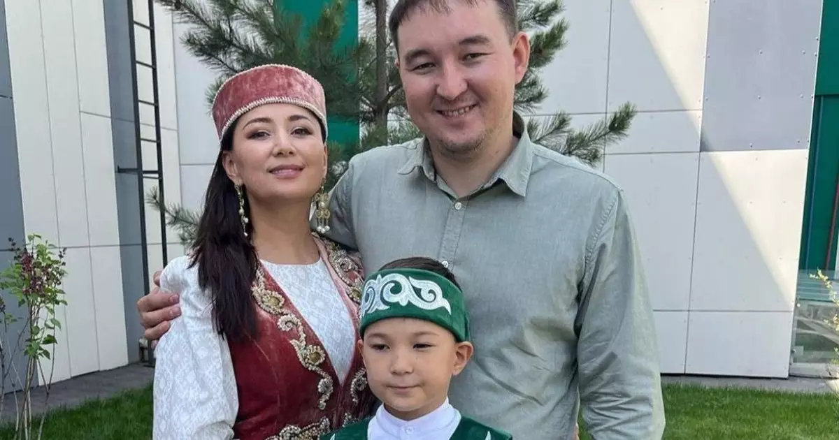  `Қыз аңсаған жандарға жұғысты болсын`: Мадина Сәдуақасова қуанышты жаңалығын бөлісті (ФОТО) 