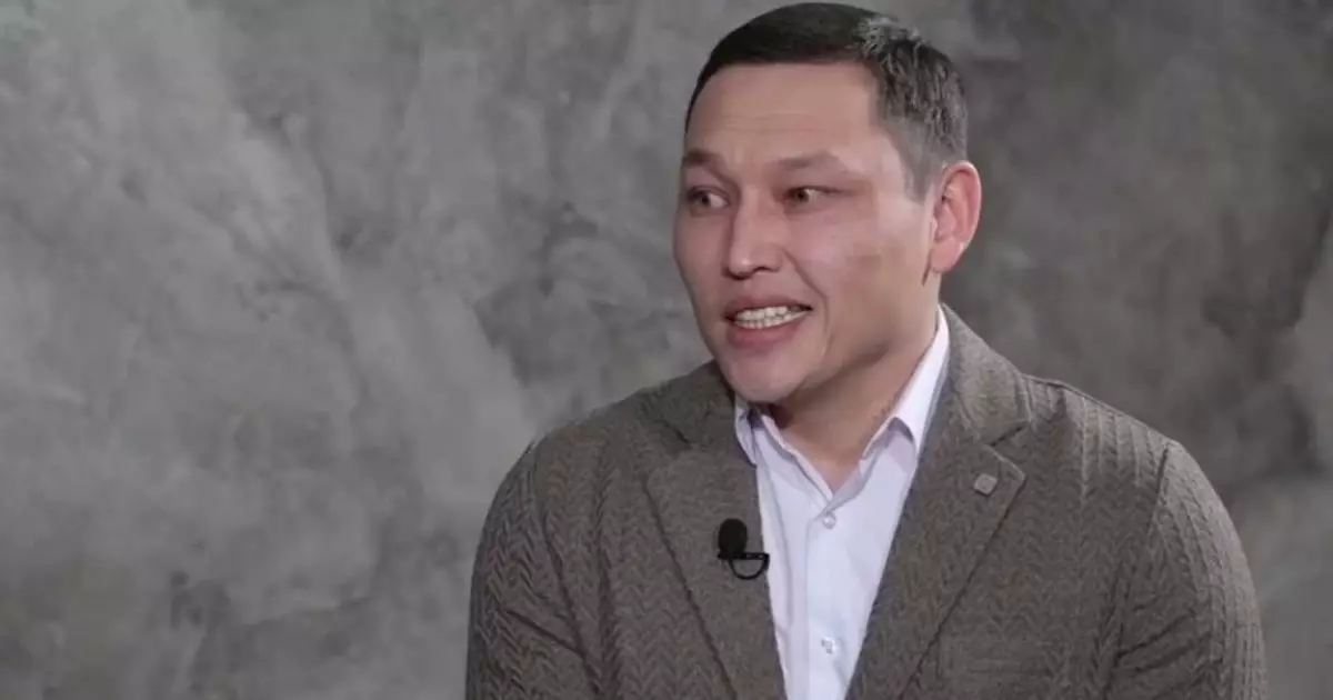  Белсенді Санжар Боқаев Алматыдағы `Студенттер сарайын` жөндеуді вандализмге теңеді 