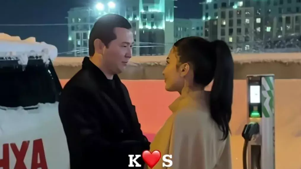 Интим видеосы арқылы танылған Сәбина мен "Жездуханың" видеолары халықты дүрліктіріп жатыр