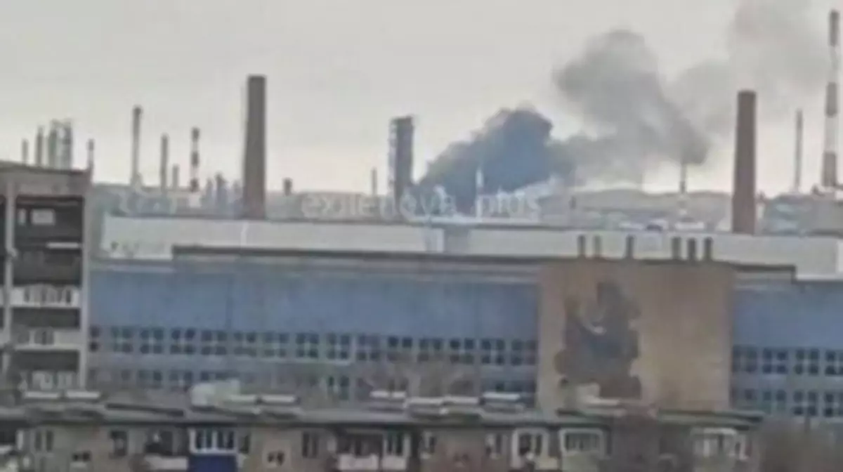 Дроны вывели из строя главный НПЗ Оренбуржья