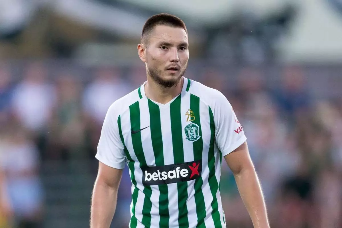 &#171;Арманым – Қазақстан құрамасында ойнап, Еуропа аренасында өнер көрсету&#187;: Димаш Қашкен өзін сынағандарға жауап берді