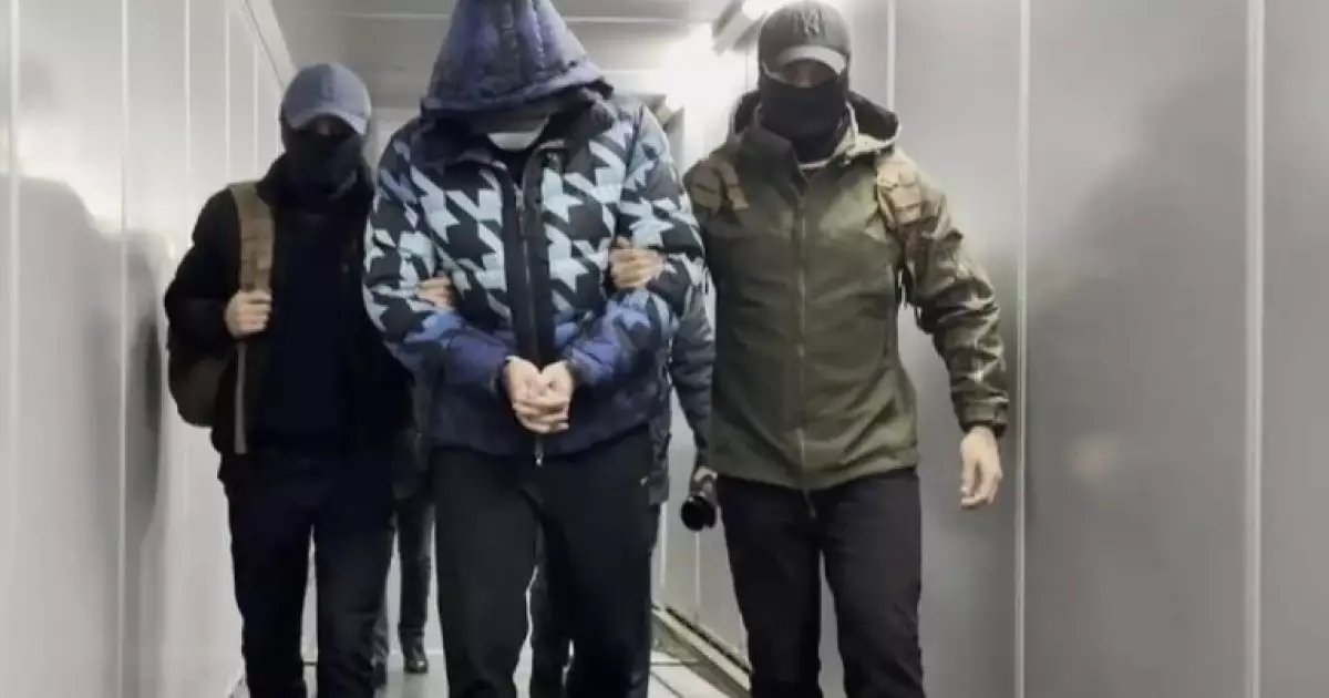  Адам өлтіріп, шетелде 17 жыл жасырынған күдікті елге қайтарылды 