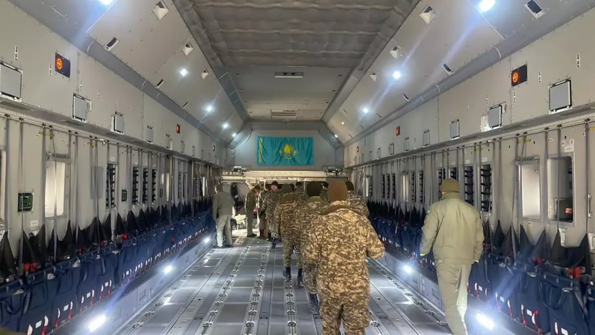 Қазақстан Ауғанстанға гуманитарлық жүк жіберді