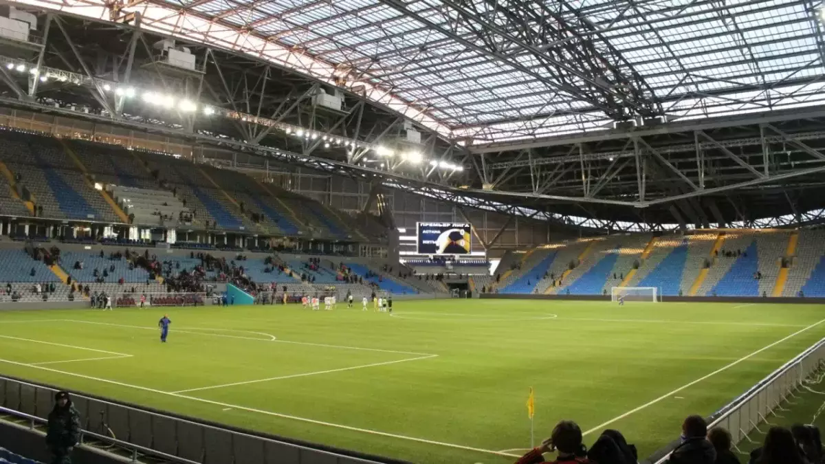 UEFA Қазақстандағы бір стадионға 81 рет ескерту жасаған