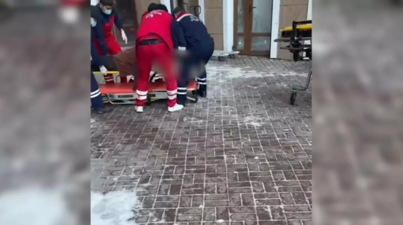 Рабочий погиб при падении лифта в столичном ЖК