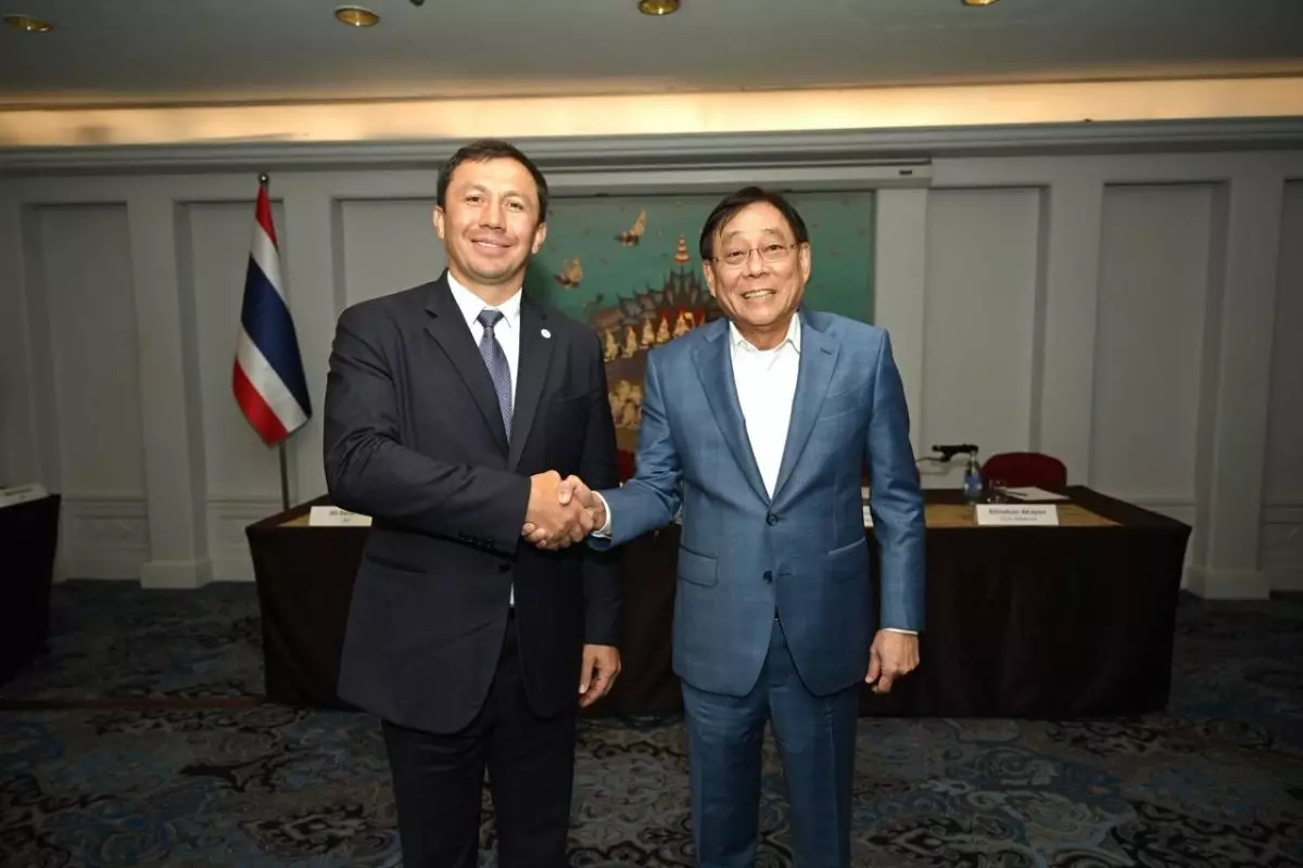 Головкин предложил объединить усилия для честного бокса в Азии