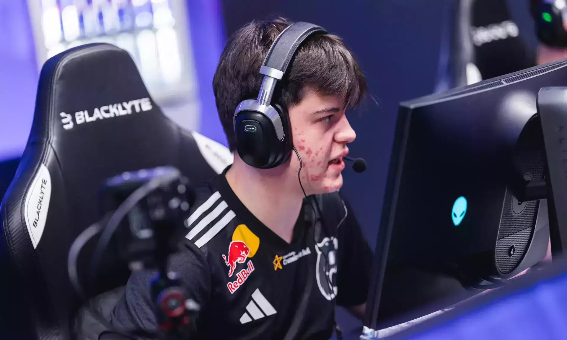 Команда казахстанца Данилы molodoy Голубенко вышла в полуфинал BLAST Rivals Fall 2025