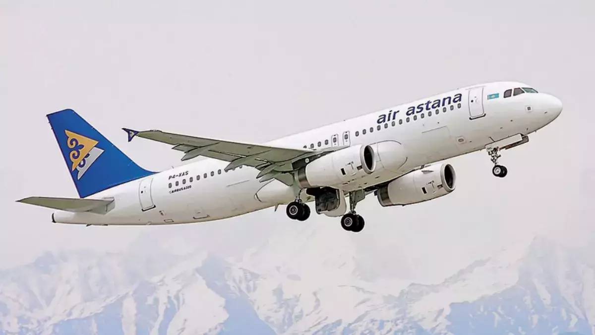 За открытие аварийного выхода Air Astana предъявила казахстанке иск на 23 миллиона тенге - новости на Lada.kz 13.11.2025