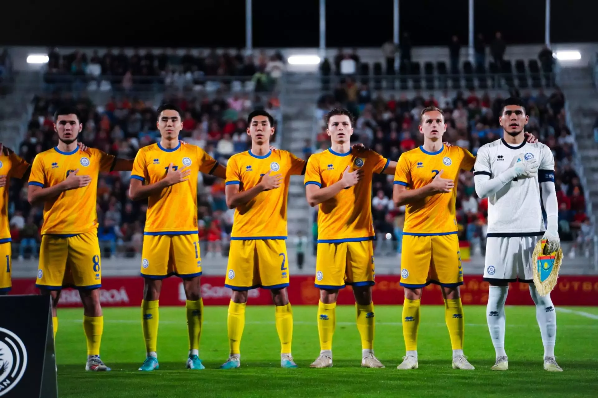 Казахстан проиграл драматичный матч Словакии в отборе Евро-2027