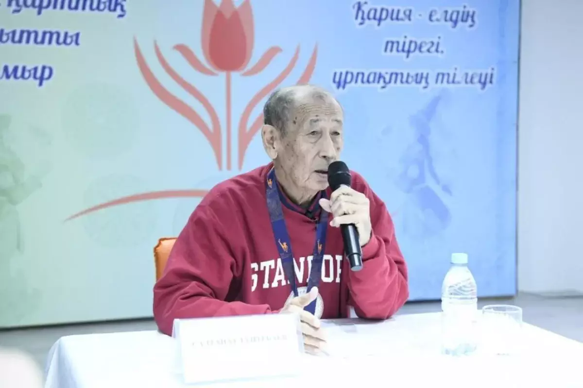 80-летний казахстанец покорил Нью-Йоркский марафон