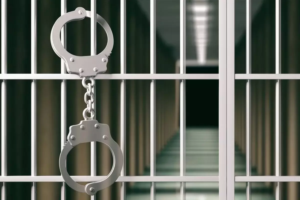 На 15 суток арестовали экс-акима двух районов в Мангистау