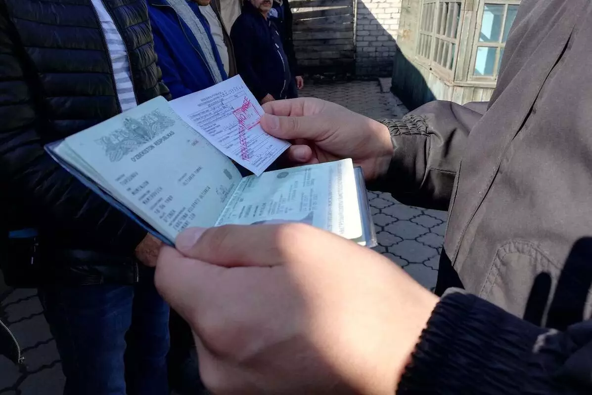 Павлодарская полиция выявила тысячи "безпаспортных" жителей