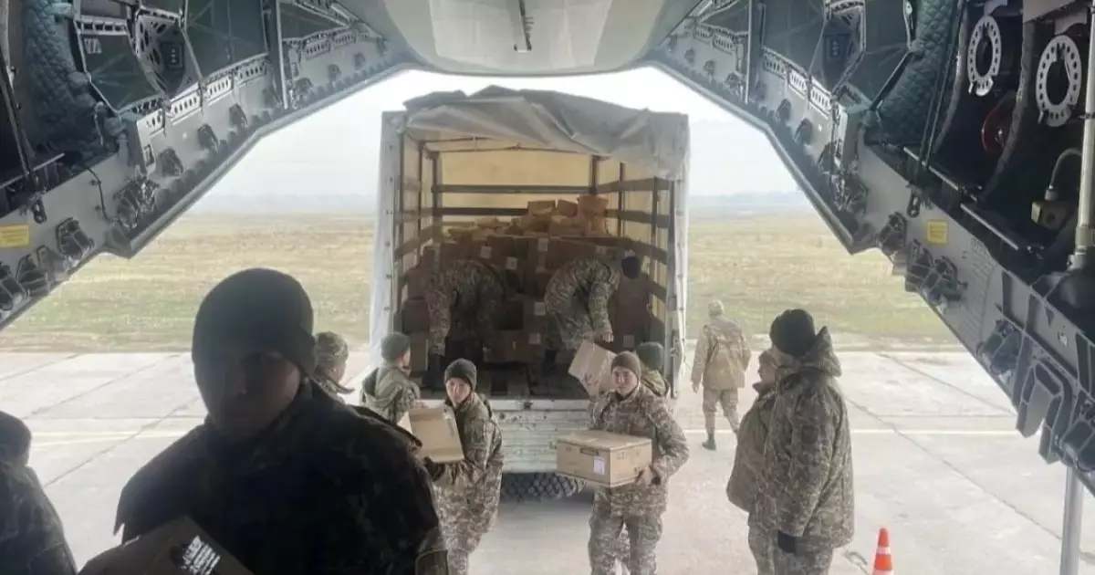  Қазақстан Ауғанстанға 18 тонна гуманитарлық көмек жіберді 