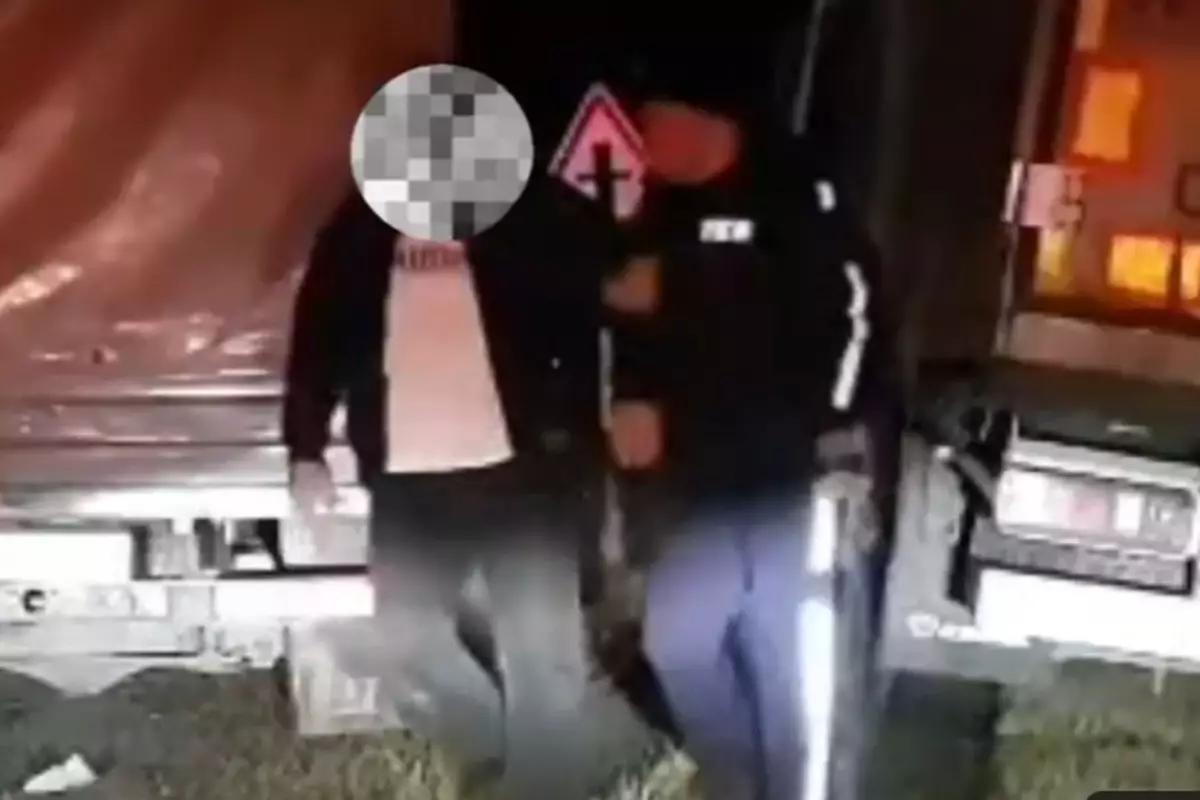 Пьяный водитель фуры задержан на трассе Костанайской области