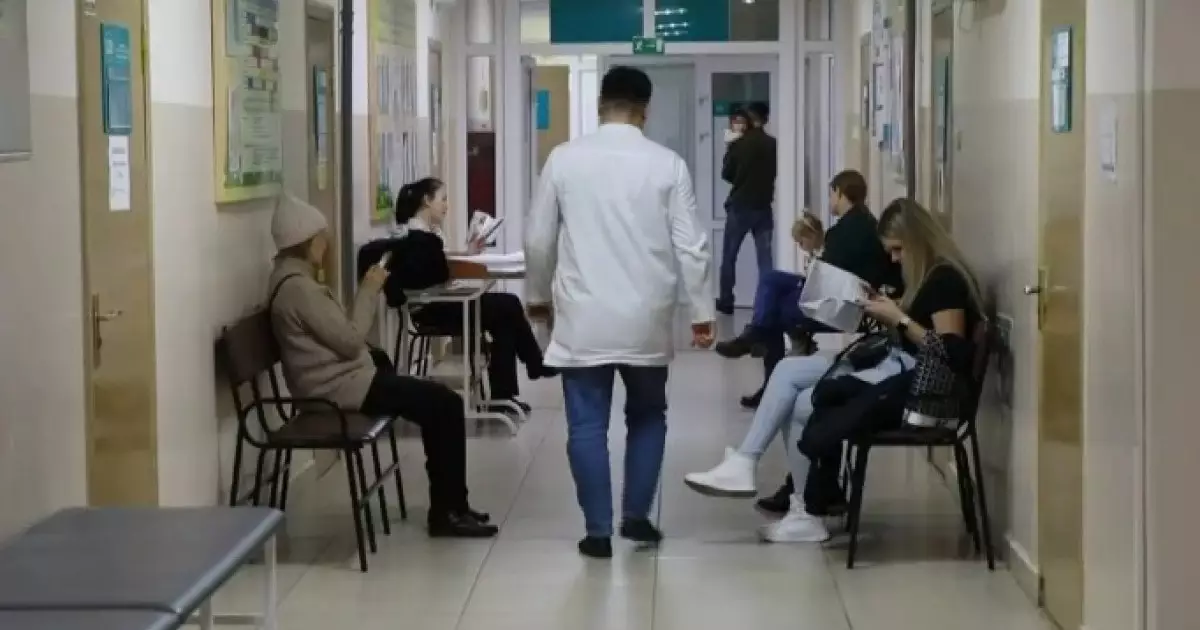  Дәрігерді ұрып-соққан ер адамға шығарылған үкім өзгеріссіз қалды 