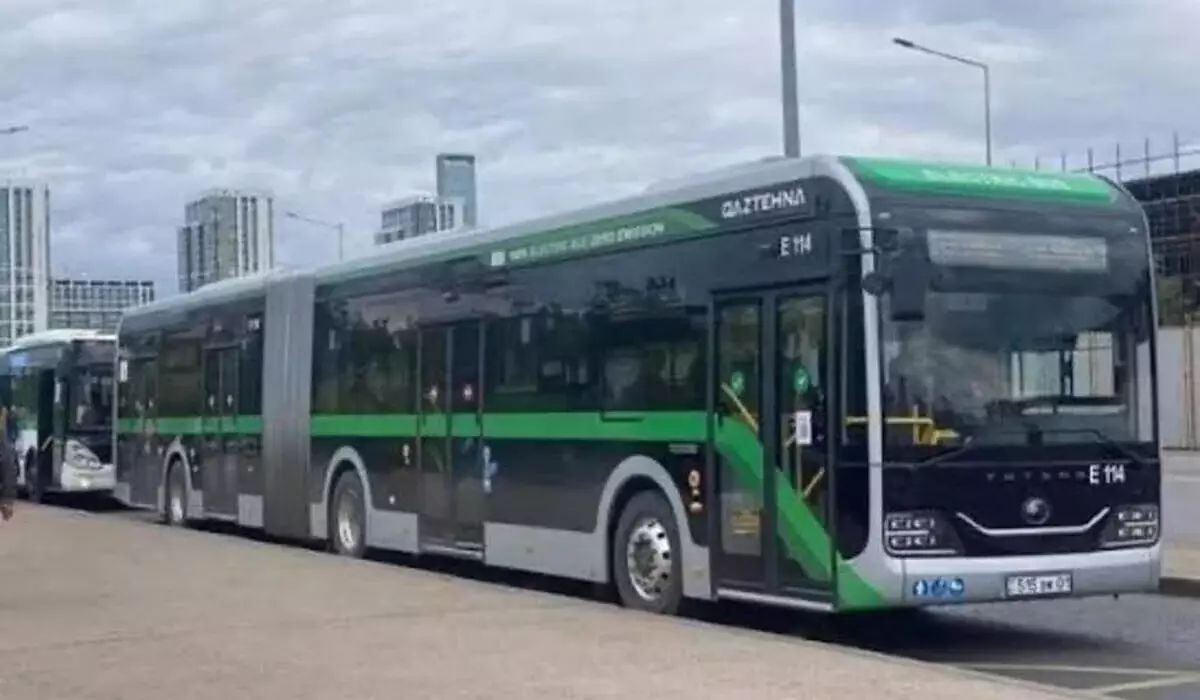 Спецавтобусы для болельщиков футбольного матча с Бельгией запустят в Астане