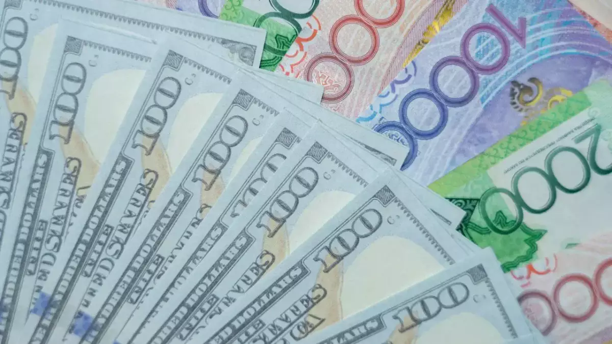 Теңгенің күрт нығаюы: Доллар 550-ге қайта көтеріле ме?