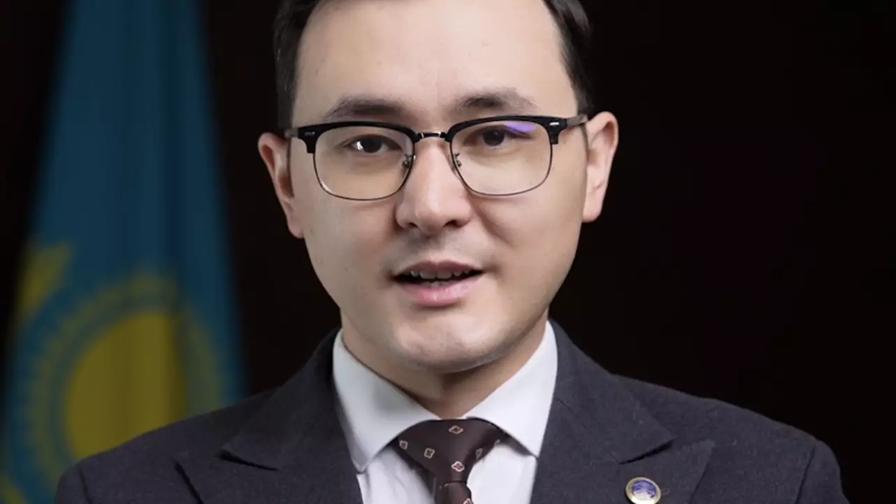 Алматыда "Warner Bros" атын жамылған криптопирамида әшкереленді