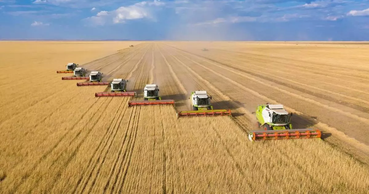  Қасым-Жомарт Тоқаев: «Биыл диқандарымыз 27 миллион тонна астық жинады» 