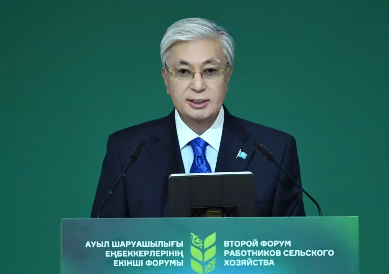 Токаев выразил благодарность работникам сельского хозяйства за их нелегкий труд