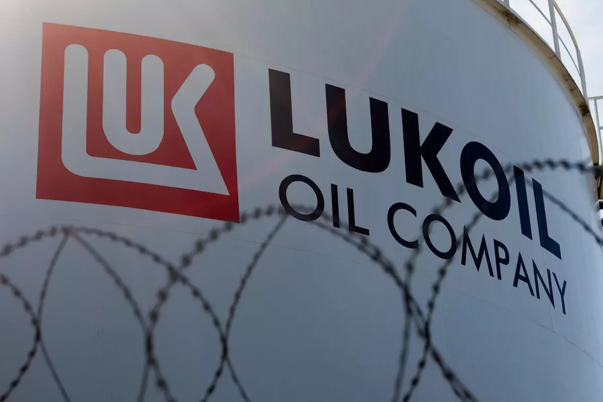 Американский гигант интересуется нефтяными месторождениями «Лукойла» в Казахстане и других странах