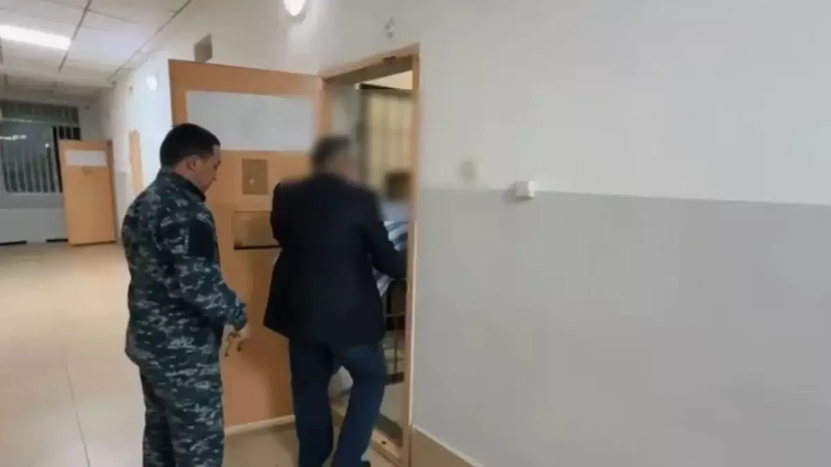 Шымкент мұнай өңдеу зауытындағы жұмысшылар өлімі: екі күдікті қамауға алынды