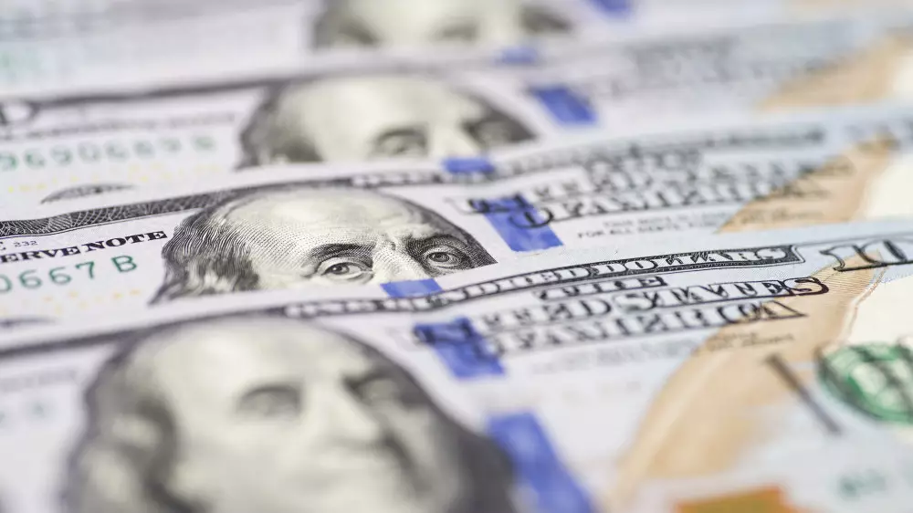 Доллар снова подешевел в Казахстане