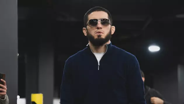 Звезда UFC объяснил, почему Махачев проиграет нокаутом в титульном бою